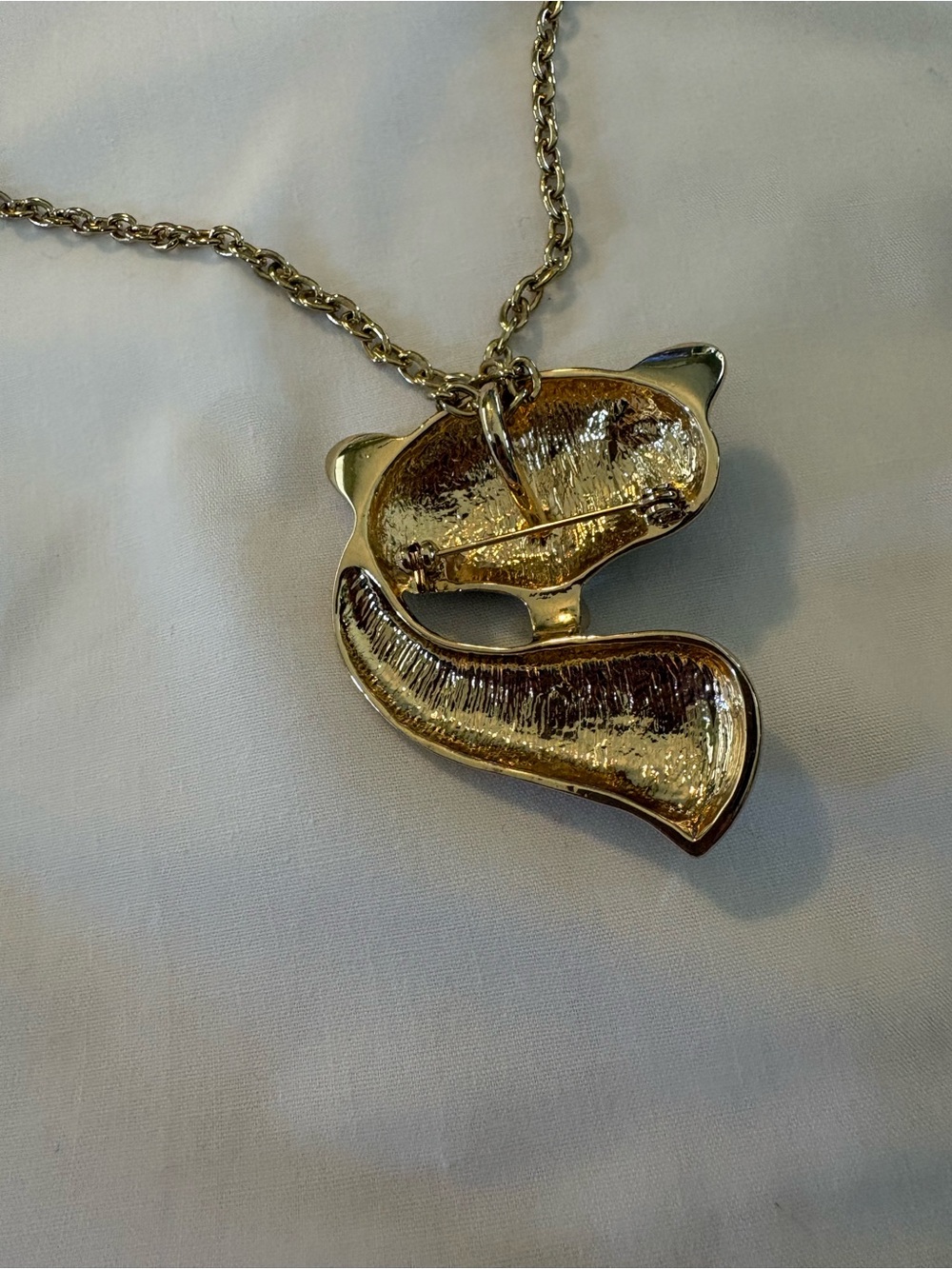 Source Unknown Gold and Black Fox Crystal Pendant Necklace - Picture 3 of 3